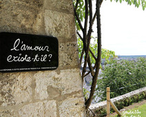 L'amour existe-t-il _ plaque Ben